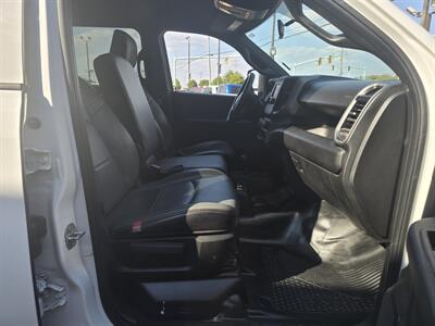 2023 RAM 2500 Tradesman 4DR CREW CAB 4X4/V8   - Photo 13 - Hamilton, OH 45015