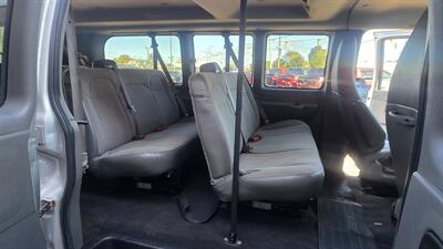 2019 Chevrolet Express LT 3500 3DR PASSENGER VAN - Photo 23 - Hamilton, OH 45015