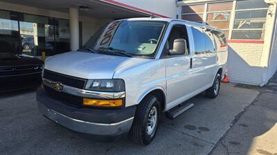 2019 Chevrolet Express LT 3500 3DR PASSENGER VAN - Photo 2 - Hamilton, OH 45015