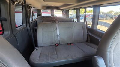 2019 Chevrolet Express LT 3500 3DR PASSENGER VAN - Photo 25 - Hamilton, OH 45015