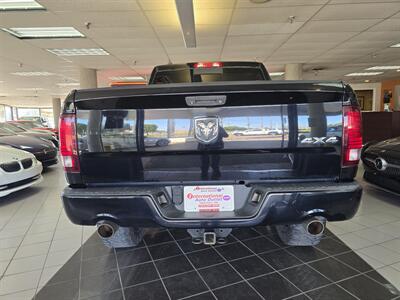 2015 RAM 1500 Sport 4DR CREW CAB 4X4   - Photo 5 - Hamilton, OH 45015