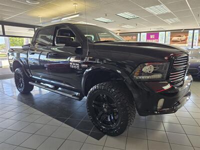2015 RAM 1500 Sport 4DR CREW CAB 4X4   - Photo 3 - Hamilton, OH 45015
