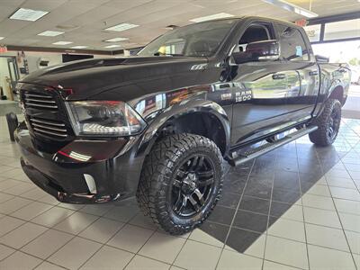 2015 RAM 1500 Sport 4DR CREW CAB 4X4   - Photo 1 - Hamilton, OH 45015