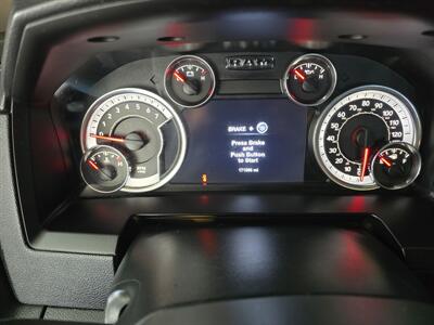 2015 RAM 1500 Sport 4DR CREW CAB 4X4   - Photo 28 - Hamilton, OH 45015