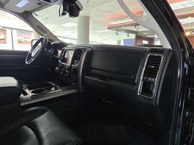 2015 RAM 1500 Sport 4DR CREW CAB 4X4   - Photo 13 - Hamilton, OH 45015