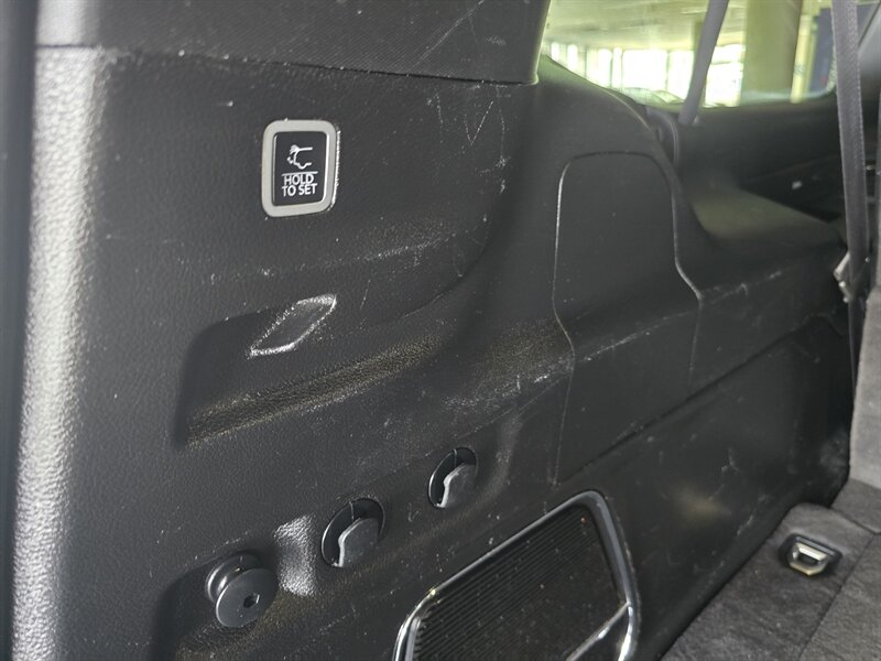 2023 Jeep Wagoneer L Series II 4DR SUV 4X4 - Photo 44 - Hamilton, OH 45015