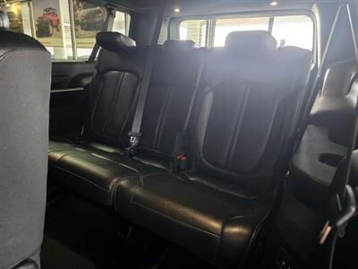 2023 Jeep Wagoneer L Series II 4DR SUV 4X4 - Photo 13 - Hamilton, OH 45015
