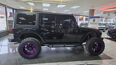 2012 Jeep Wrangler Sport 4DR SUV 4X4   - Photo 5 - Hamilton, OH 45015