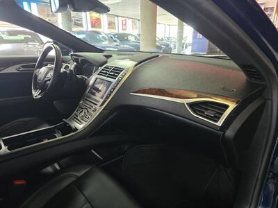 2020 Lincoln MKZ/Zephyr Reserve 4DR SEDAN AWD   - Photo 13 - Hamilton, OH 45015