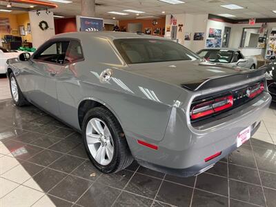 2023 Dodge Challenger SXT 2DR COUPE   - Photo 8 - Hamilton, OH 45015