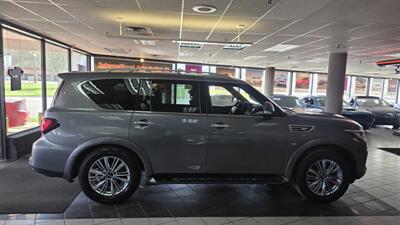 2018 INFINITI QX80   - Photo 5 - Hamilton, OH 45015