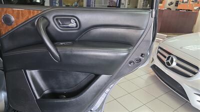 2018 INFINITI QX80   - Photo 26 - Hamilton, OH 45015