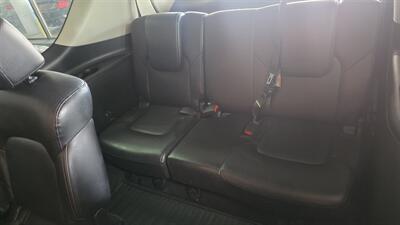 2018 INFINITI QX80   - Photo 23 - Hamilton, OH 45015