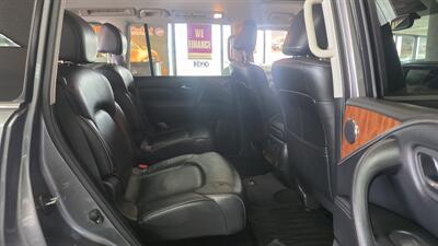 2018 INFINITI QX80   - Photo 25 - Hamilton, OH 45015