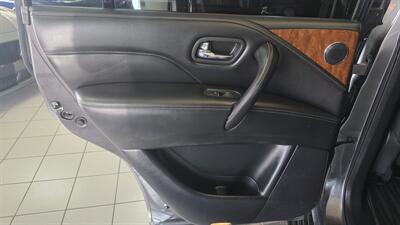 2018 INFINITI QX80   - Photo 24 - Hamilton, OH 45015