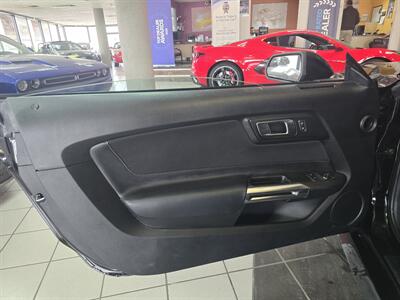 2020 Ford Mustang GT 2DR COUPE V8   - Photo 7 - Hamilton, OH 45015