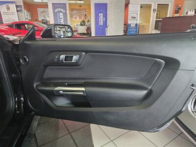 2020 Ford Mustang GT 2DR COUPE V8   - Photo 11 - Hamilton, OH 45015