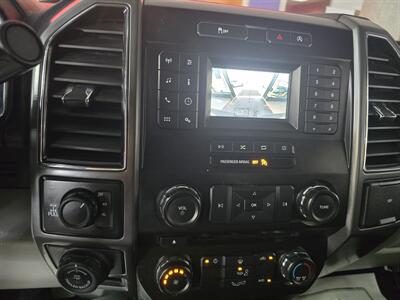 2018 Ford F-150 XLT SUPER CREW 4X4   - Photo 18 - Hamilton, OH 45015