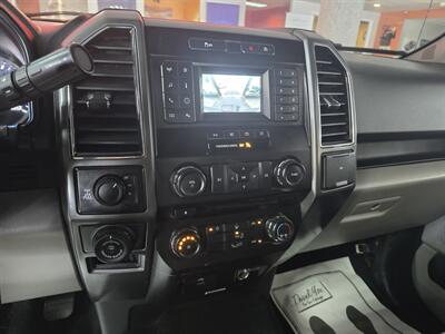 2018 Ford F-150 XLT SUPER CREW 4X4   - Photo 20 - Hamilton, OH 45015
