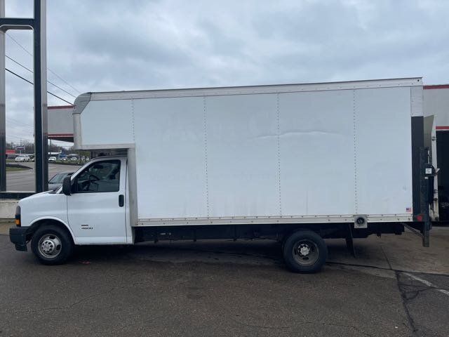 2018 Chevrolet Express Cutaway G4500 for sale in Cincinnati, OH