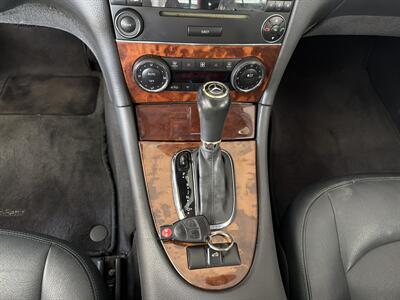 2005 Mercedes-Benz CLK CLK 500 2DR CONVERTIBLE - Photo 16 - Hamilton, OH 45015
