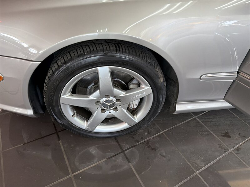 2005 Mercedes-Benz CLK CLK 500 2DR CONVERTIBLE - Photo 26 - Hamilton, OH 45015