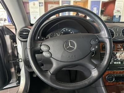 2005 Mercedes-Benz CLK CLK 500 2DR CONVERTIBLE - Photo 14 - Hamilton, OH 45015