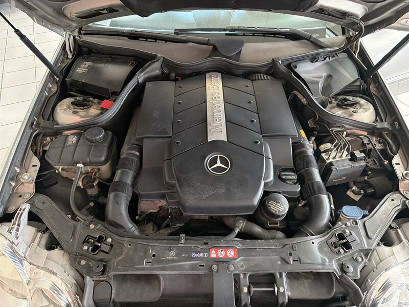 2005 Mercedes-Benz CLK CLK 500 2DR CONVERTIBLE - Photo 27 - Hamilton, OH 45015