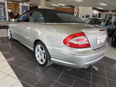 2005 Mercedes-Benz CLK CLK 500 2DR CONVERTIBLE - Photo 8 - Hamilton, OH 45015