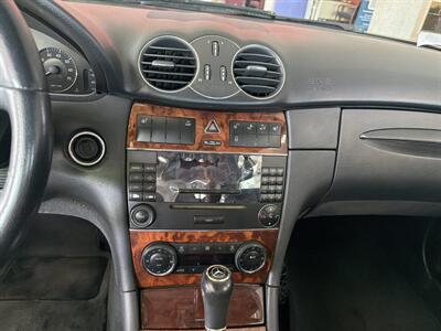 2005 Mercedes-Benz CLK CLK 500 2DR CONVERTIBLE - Photo 15 - Hamilton, OH 45015