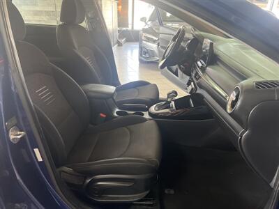 2019 Kia Forte S   - Photo 23 - Hamilton, OH 45015