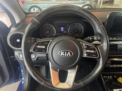 2019 Kia Forte S   - Photo 14 - Hamilton, OH 45015