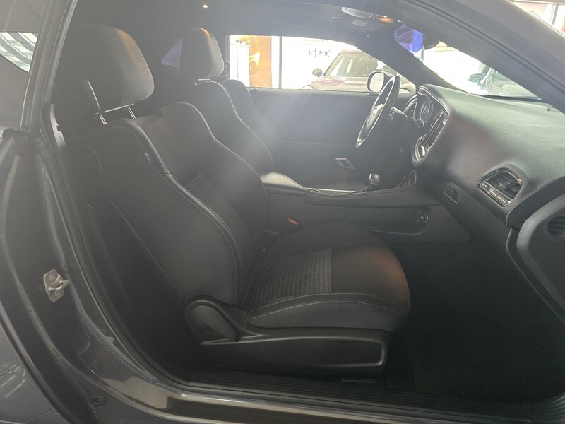 2021 Dodge Challenger R/T 2DR COUPE/V8 - Photo 13 - Hamilton, OH 45015