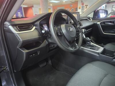 2022 Toyota RAV4 XLE 4DR SUV AWD   - Photo 11 - Hamilton, OH 45015
