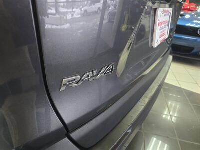 2022 Toyota RAV4 XLE 4DR SUV AWD   - Photo 29 - Hamilton, OH 45015