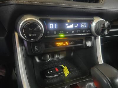 2022 Toyota RAV4 XLE 4DR SUV AWD   - Photo 24 - Hamilton, OH 45015