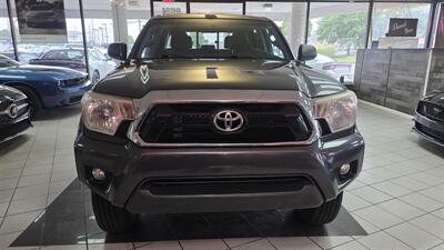 2015 Toyota Tacoma V6   - Photo 3 - Hamilton, OH 45015