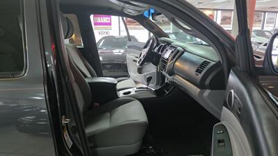 2015 Toyota Tacoma V6   - Photo 24 - Hamilton, OH 45015