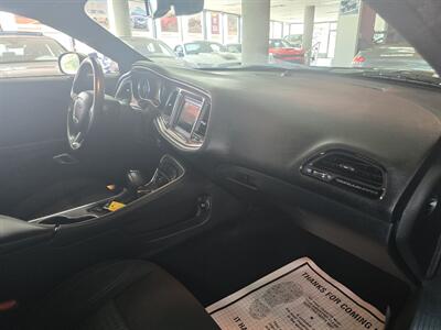 2018 Dodge Challenger SXT 2DR COUPE   - Photo 12 - Hamilton, OH 45015