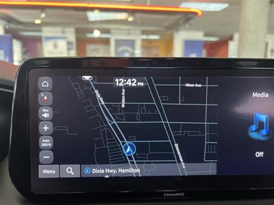 2023 Hyundai Santa Fe SEL 2.5L 4DR SUV AWD - Photo 16 - Hamilton, OH 45015