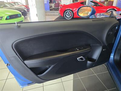 2021 Dodge Challenger R/T 2DR COUPE   - Photo 7 - Hamilton, OH 45015