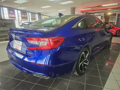 2018 Honda Accord Sport 4DR SEDAN [1.5T I4 CVT]   - Photo 4 - Hamilton, OH 45015
