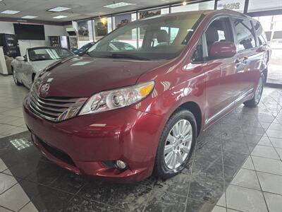 2017 Toyota Sienna XLE 7-Passenger 4DR MINI-VAN   - Photo 1 - Hamilton, OH 45015