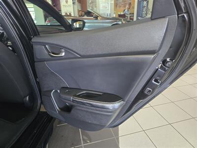 2018 Honda Civic Sport 4DR HATCHBACK CVT   - Photo 15 - Hamilton, OH 45015