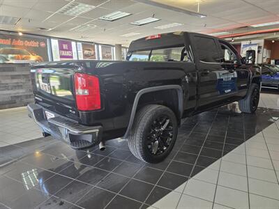 2017 GMC Sierra 1500 SLE-CREW CAB - Photo 4 - Hamilton, OH 45015