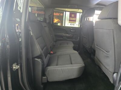 2017 GMC Sierra 1500 SLE-CREW CAB - Photo 16 - Hamilton, OH 45015