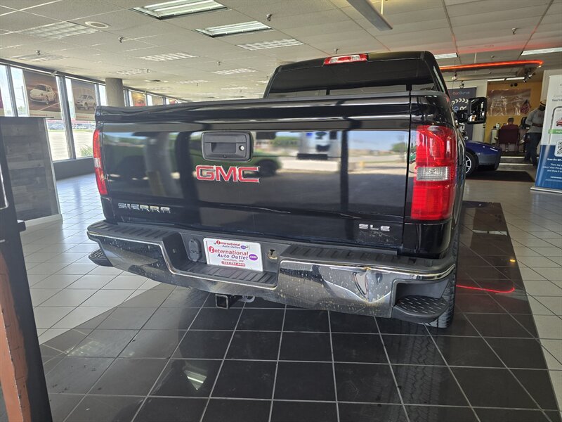 2017 GMC Sierra 1500 SLE-CREW CAB - Photo 5 - Hamilton, OH 45015