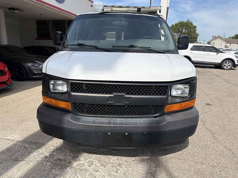 2017 Chevrolet Express 2500 - Photo 3 - Hamilton, OH 45015