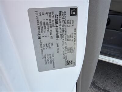 2017 Chevrolet Express 2500 - Photo 27 - Hamilton, OH 45015