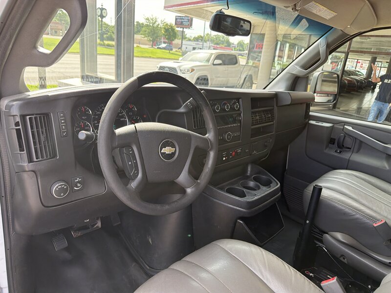 2017 Chevrolet Express 2500 - Photo 11 - Hamilton, OH 45015